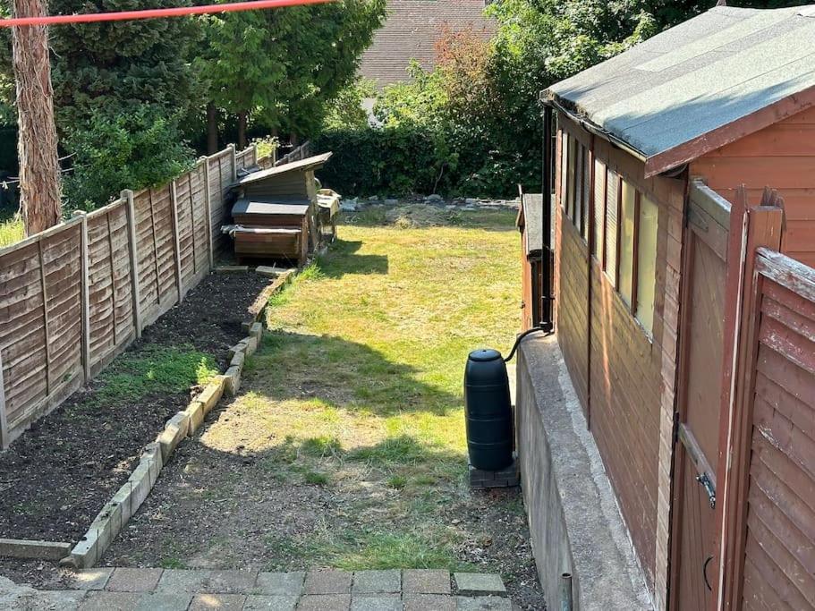 Luxurious House In Luton With Free Parking *